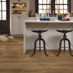 Piso Vinílico Kflooring ProStep 5.3 mm con manta SPC Tránsito Comercial Click - Imagen 4