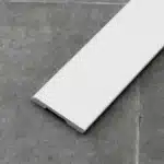 Zócalo de EPS Frigg Obra 68 mm PVC Blanco Mate - Imagen 2