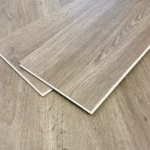 Piso Vinílico Click Frigg Prostep Euca 5.5 mm SPC Virgen Tránsito Comercial Alto 2.02m² - Imagen 4