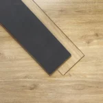 Piso Flotante Frigg Waterblock Gris Roble Nórdico 8 mm HDF Tránsito Comercial Click 2.44m² - Imagen 4